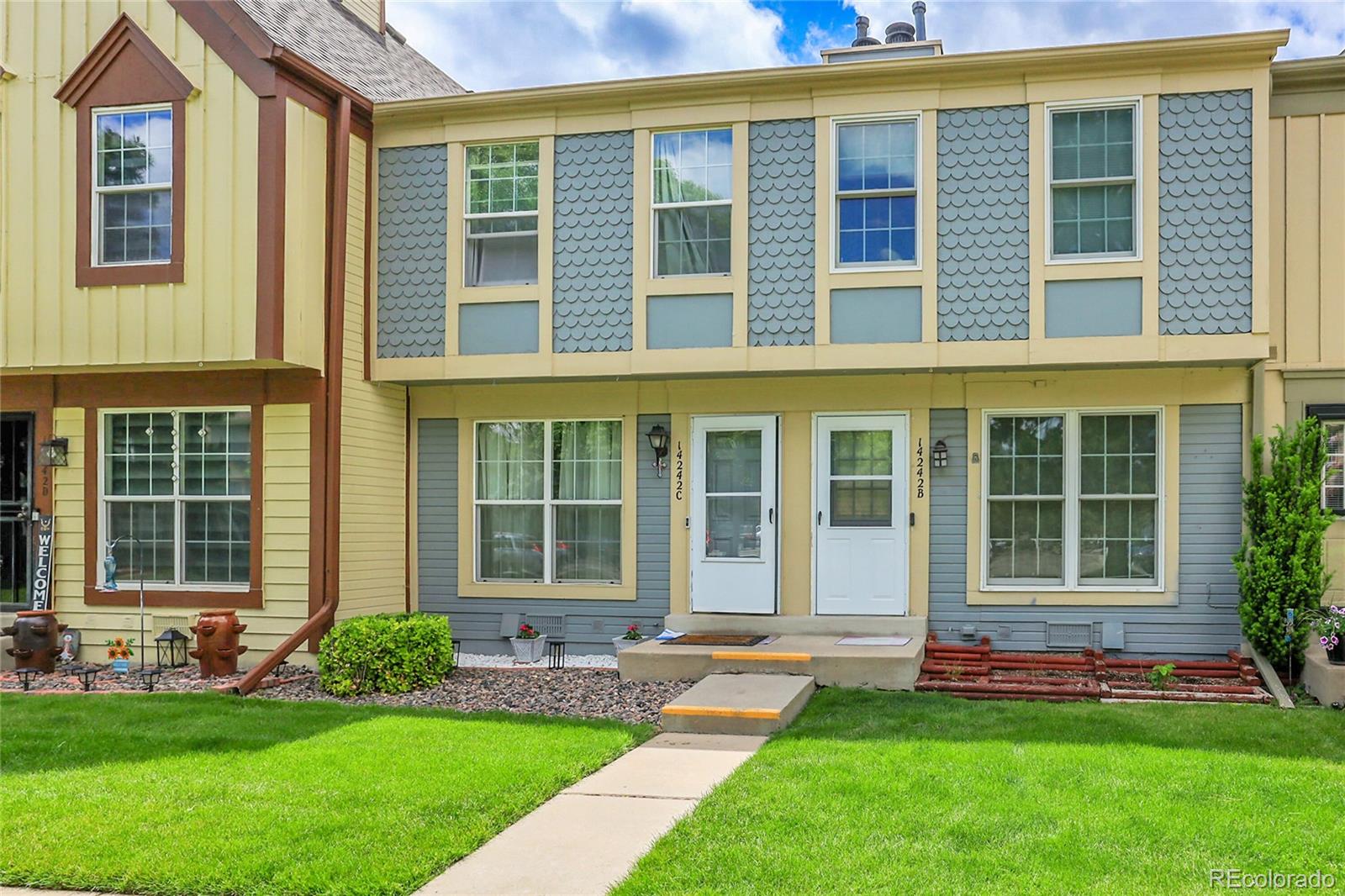 San Francisco Aurora Condo / Townhome | MLS #: 961198514242 E Hawaii Circle C, Aurora Beds: 2 Baths: 3 Price: $293,499