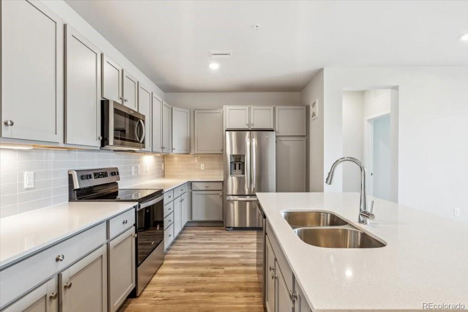  Broomfield Condo / Townhome | MLS #: 6499693485  Interlocken Boulevard 202, Broomfield Beds: 2 Baths: 2 Price: $419,990
