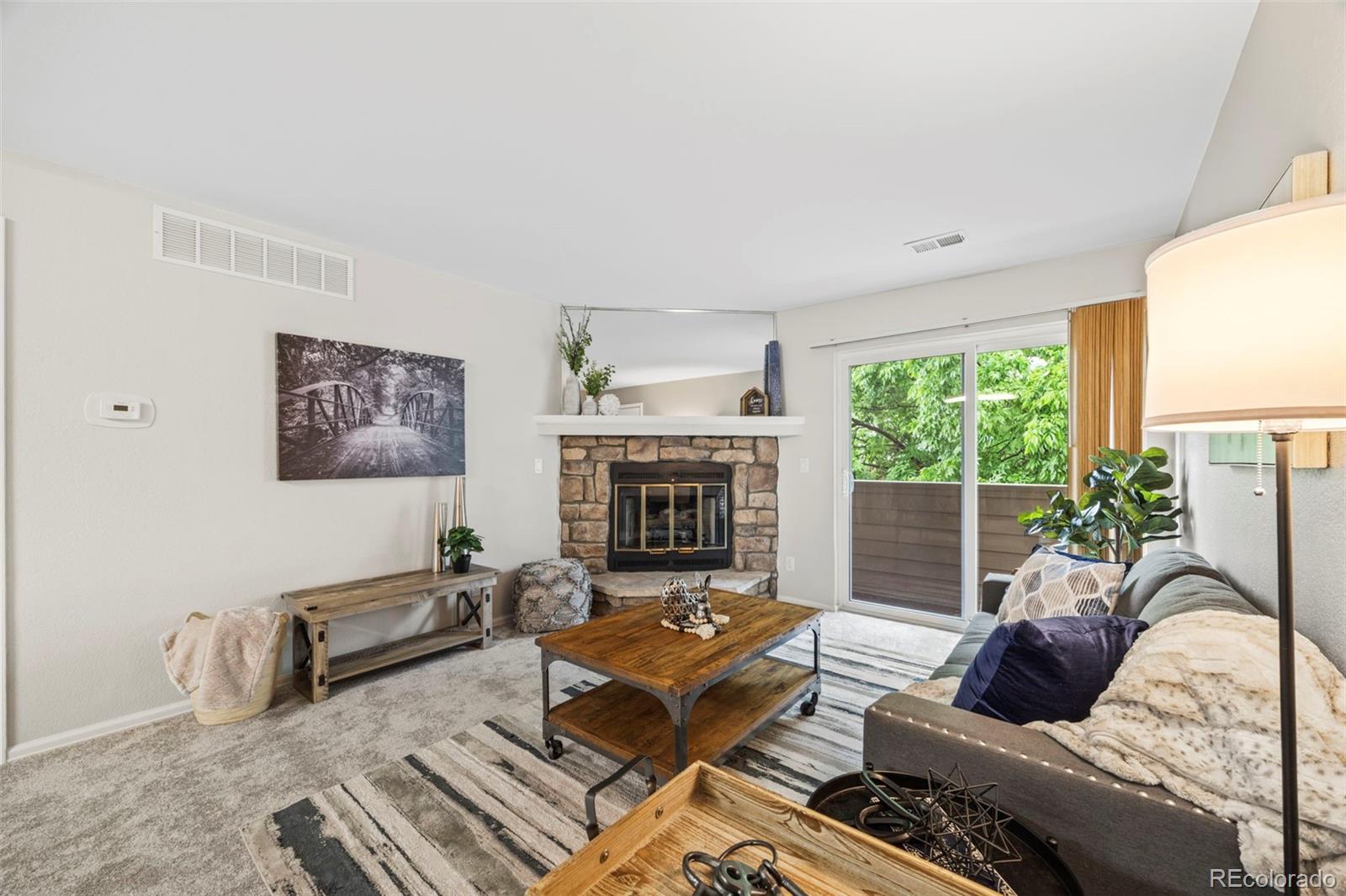 Mountain Gate Littleton Condo / Townhome | MLS #: 93696357369 S Gore Range Road 208, Littleton Beds: 1 Baths: 1 Price: $239,000