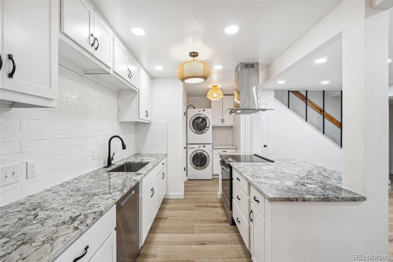 Hiland Hills Denver Condo / Townhome | MLS #: 31517527995 E Mississippi Avenue A4, Denver Beds: 2 Baths: 2 Price: $295,000