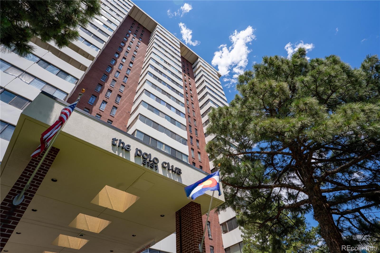Miller Park Denver Condo / Townhome | MLS #: 33241433131 E Alameda Avenue 1604, Denver Beds: 2 Baths: 2 Price: $529,000
