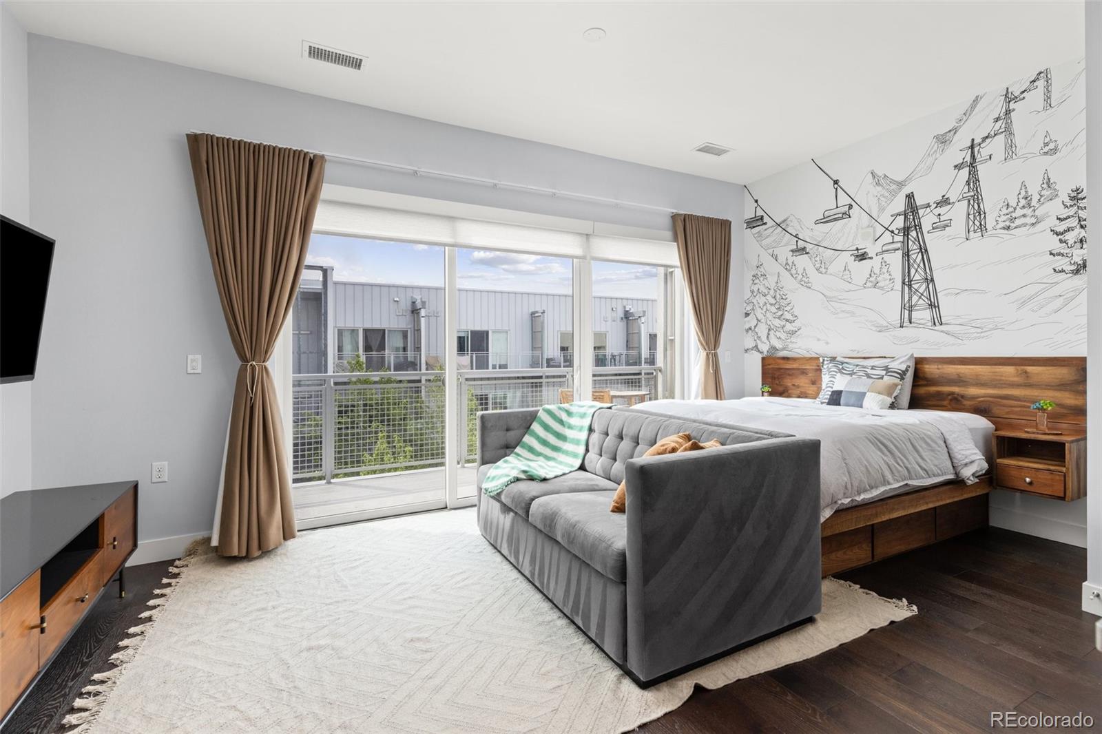 Curtis Denver Condo / Townhome | MLS #: 54504332550  Lawrence Street RB306, Denver Beds: 1 Baths: 1 Price: $309,000