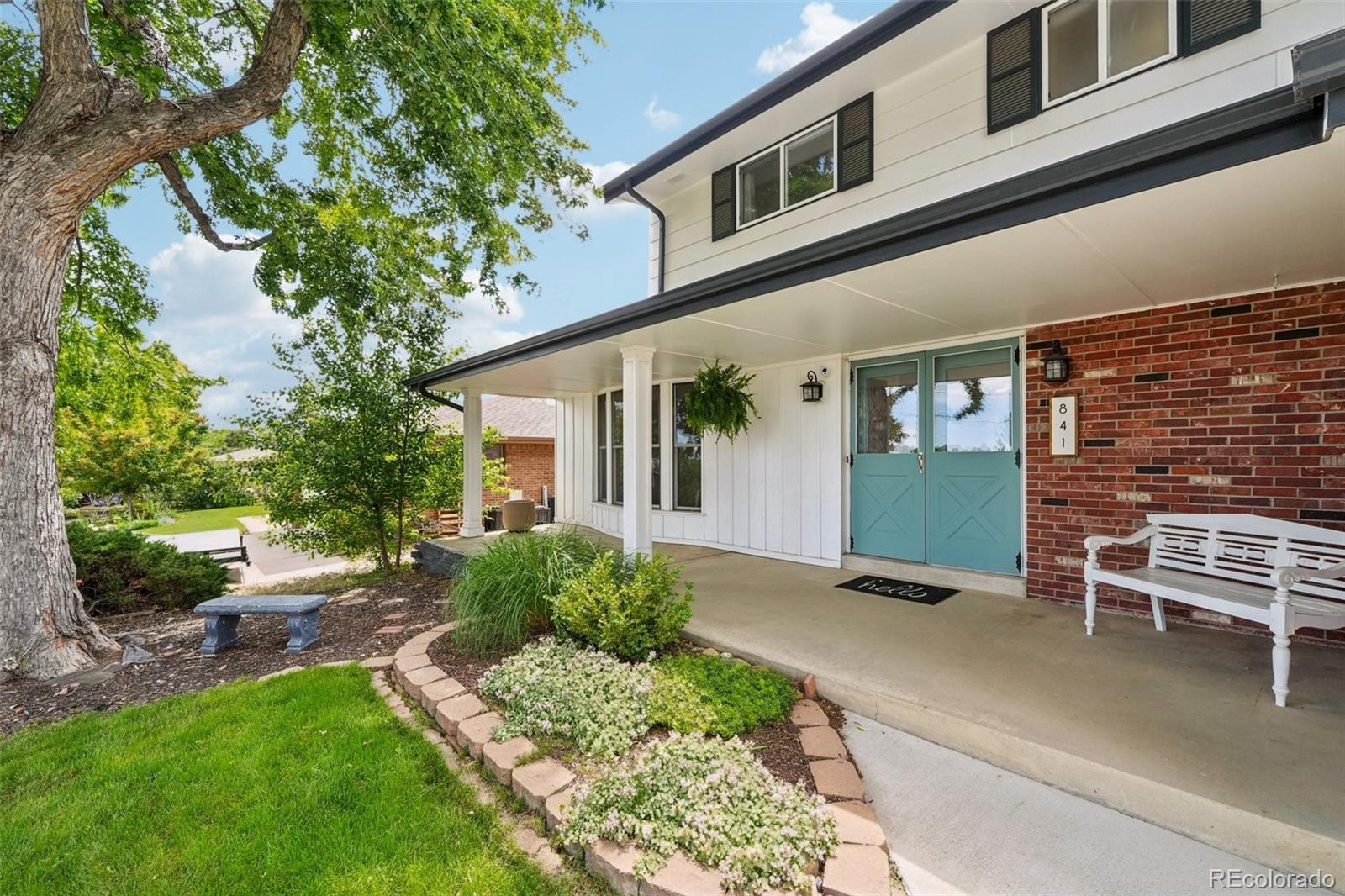 841  Beech Street, golden MLS: 9829996 Beds: 4 Baths: 3 Price: $785,000