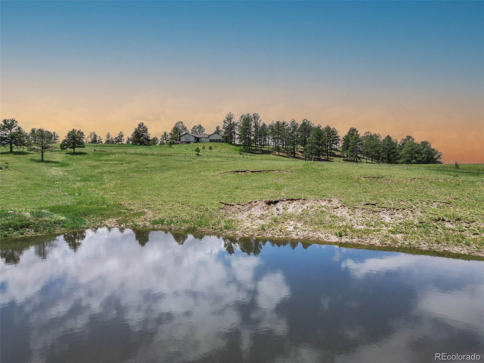  Elizabeth Home | MLS #: 57157831752  Private Road 130 , Elizabeth Beds: 5 Baths: 4 Price: $1,699,000