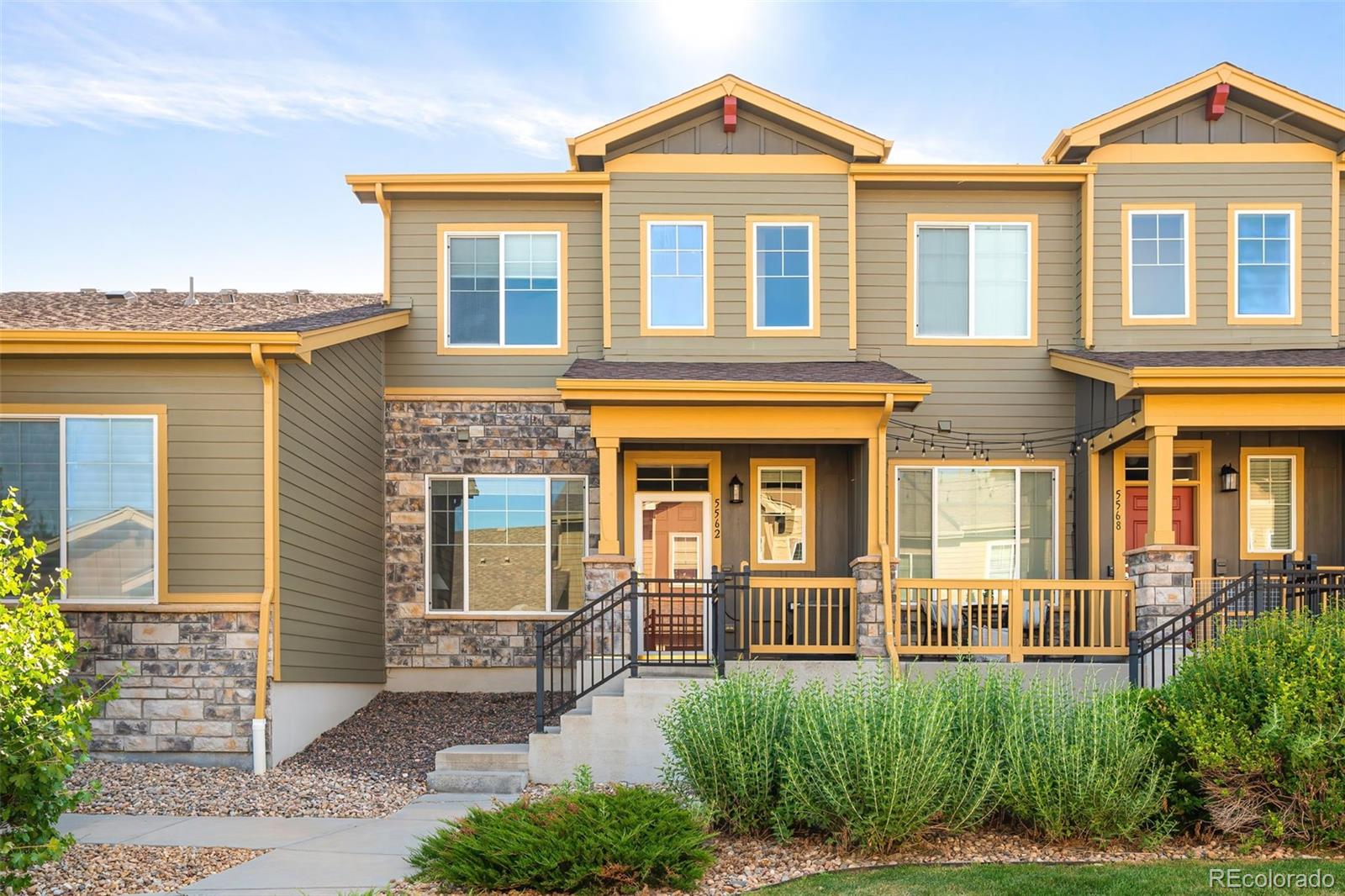  Arvada Condo / Townhome | MLS #: 94962205562 W 72nd Place , Arvada Beds: 2 Baths: 3 Price: $445,000