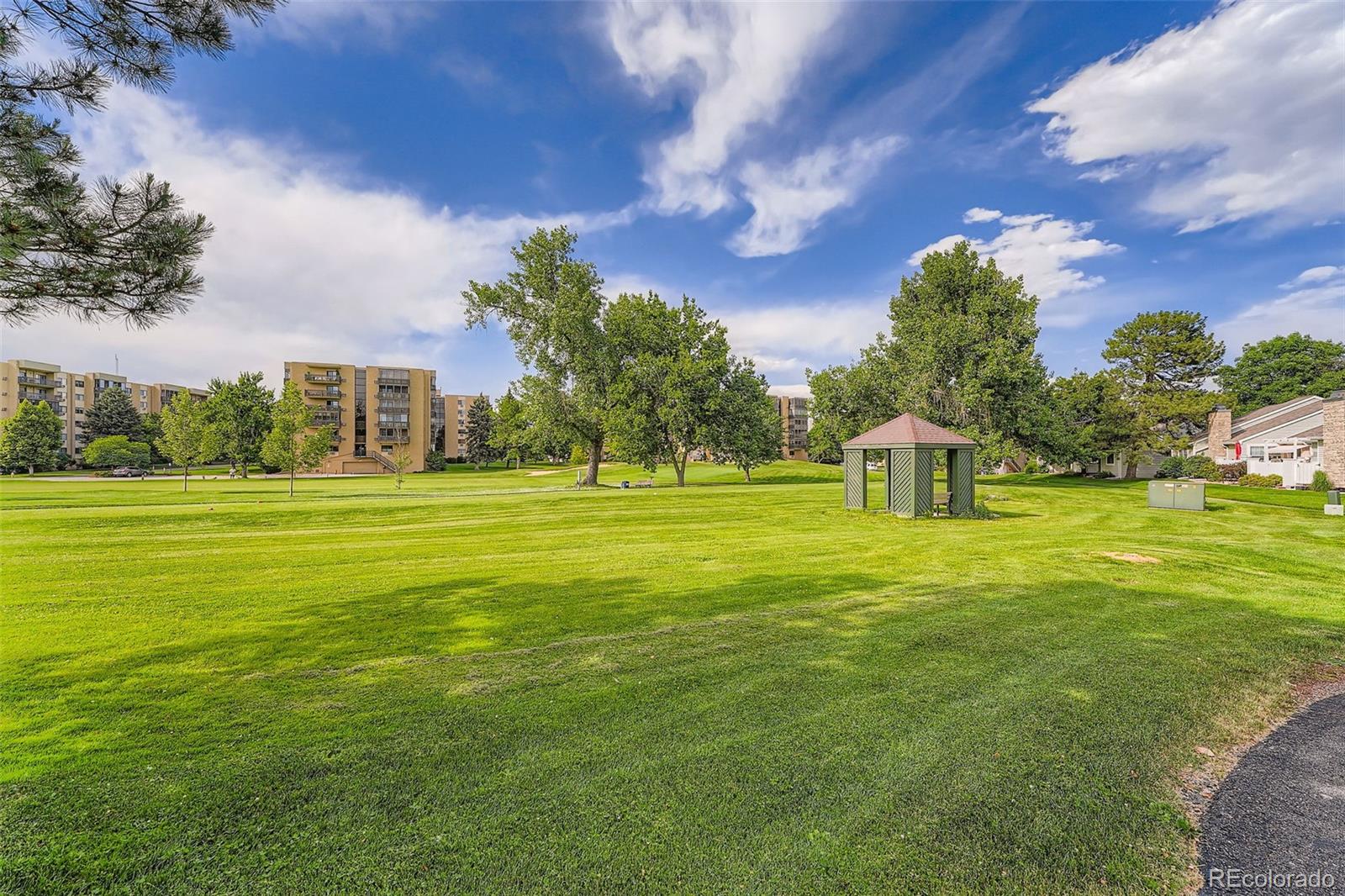 Heather Gardens Aurora Condo / Townhome | MLS #: 975573714001 E Marina Drive 211, Aurora Beds: 2 Baths: 2 Price: $219,900