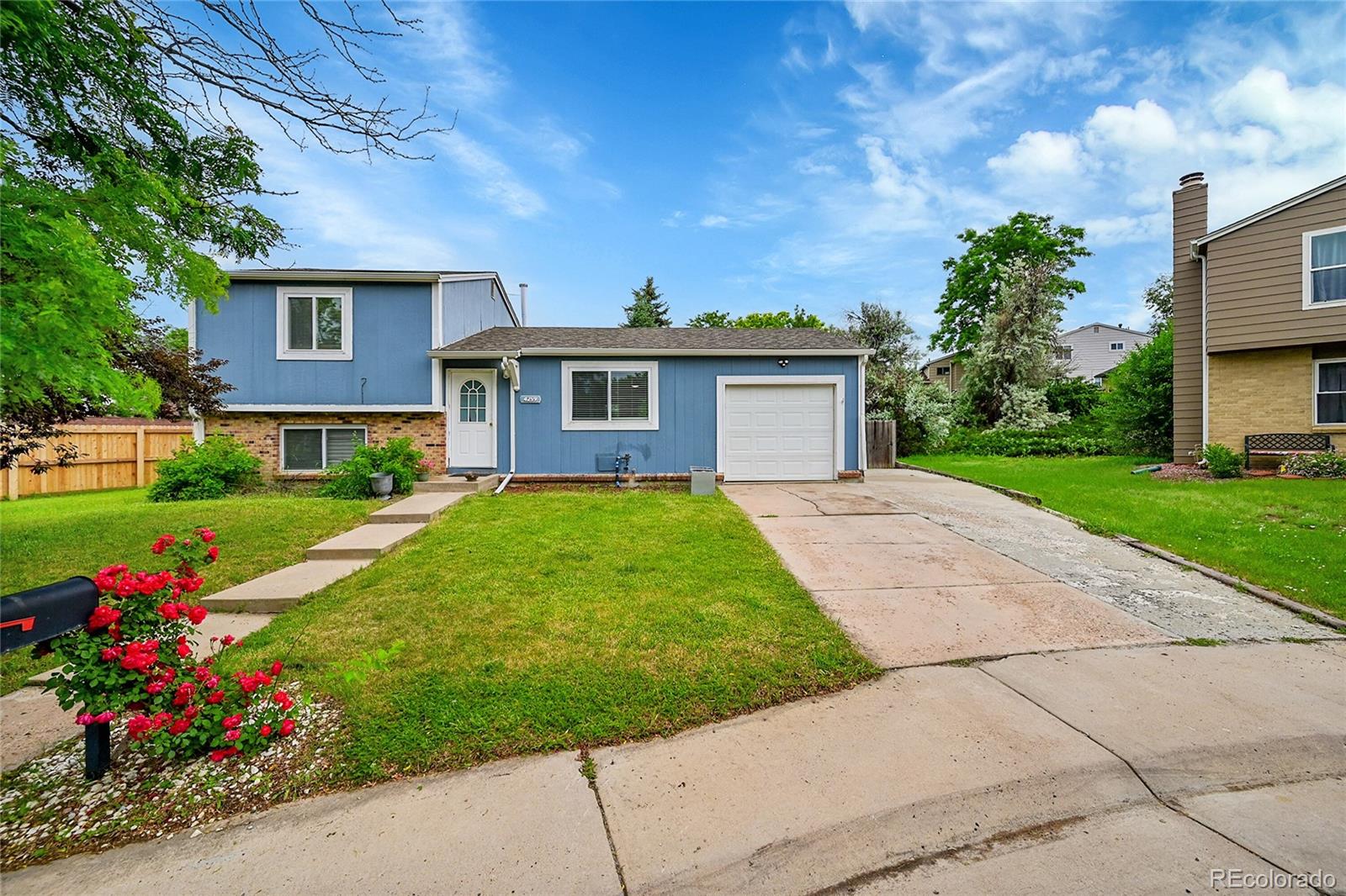 Summer Valley Aurora Home | MLS #: 52032274259 S Richfield Street, Aurora Beds: 3 Baths: 2 Price: $410,000
