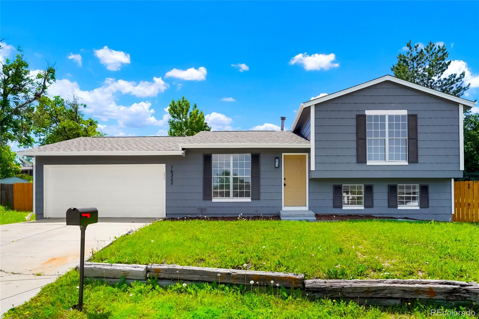 Kingsborough Aurora Home | MLS #: 711189316322 E Idaho Place, Aurora Beds: 3 Baths: 2 Price: $450,000