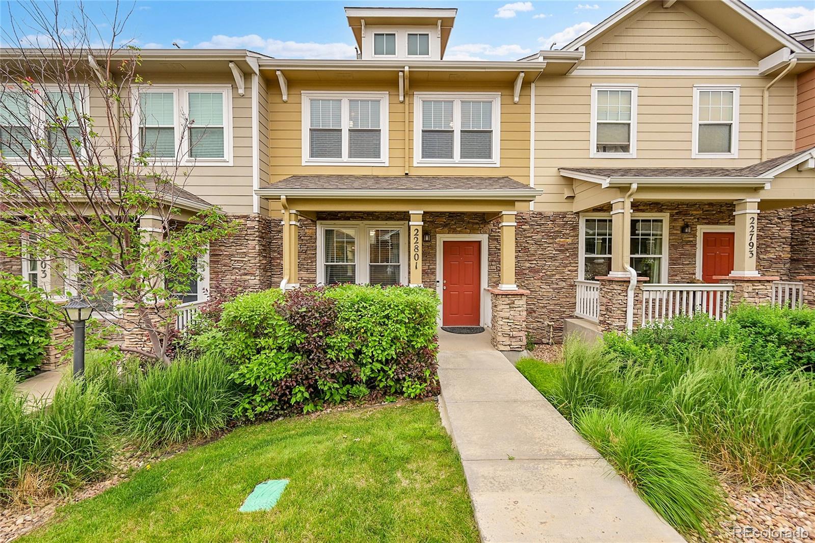 Saddle Rock Aurora Home | MLS #: 153752922801 E Briarwood Place, Aurora Beds: 3 Baths: 3 Price: $450,000