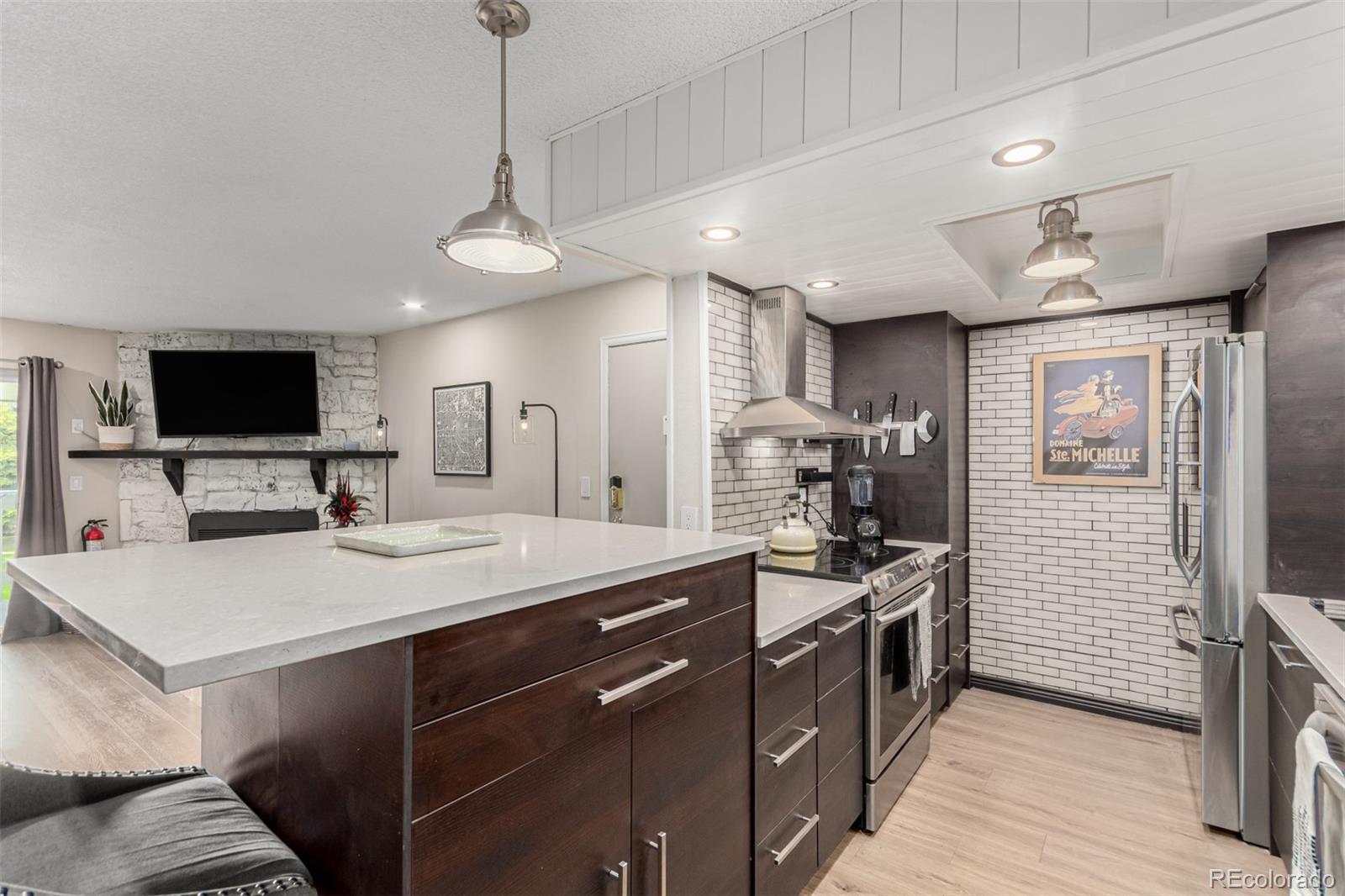 Woodside Denver Condo / Townhome | MLS #: 88996728335  Fairmount Drive 10-208, Denver Beds: 1 Baths: 1 Price: $245,000