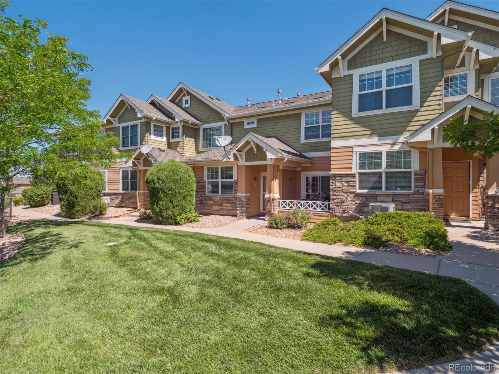 Bristlecone Aurora Condo / Townhome | MLS #: 61290603662 S Perth Circle 104, Aurora Beds: 3 Baths: 3 Price: $439,000