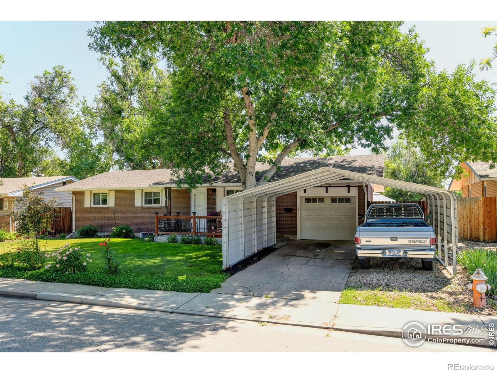 Sunset Acres Loveland Home | MLS #: 45678910371853110 N Franklin Avenue, Loveland Beds: 5 Baths: 3 Price: $420,000