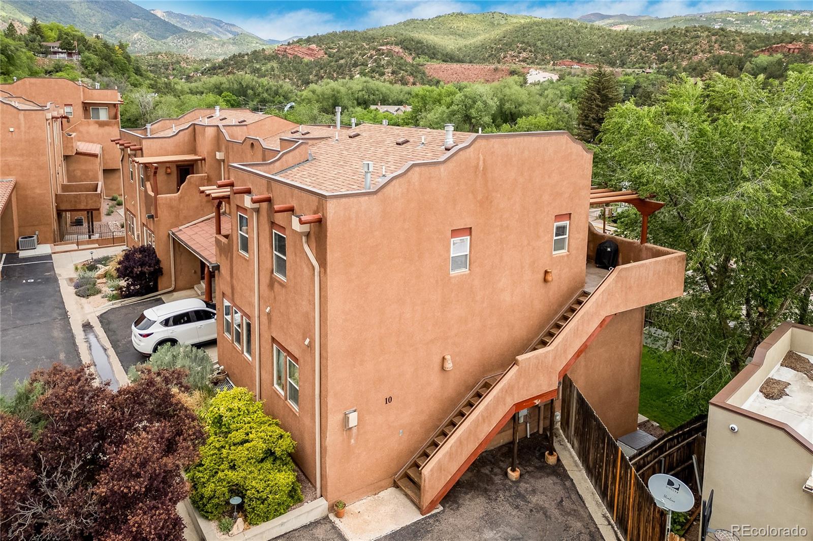  Manitou Springs Condo / Townhome | MLS #: 245600410  Taos Place , Manitou Springs Beds: 2 Baths: 2 Price: $373,000