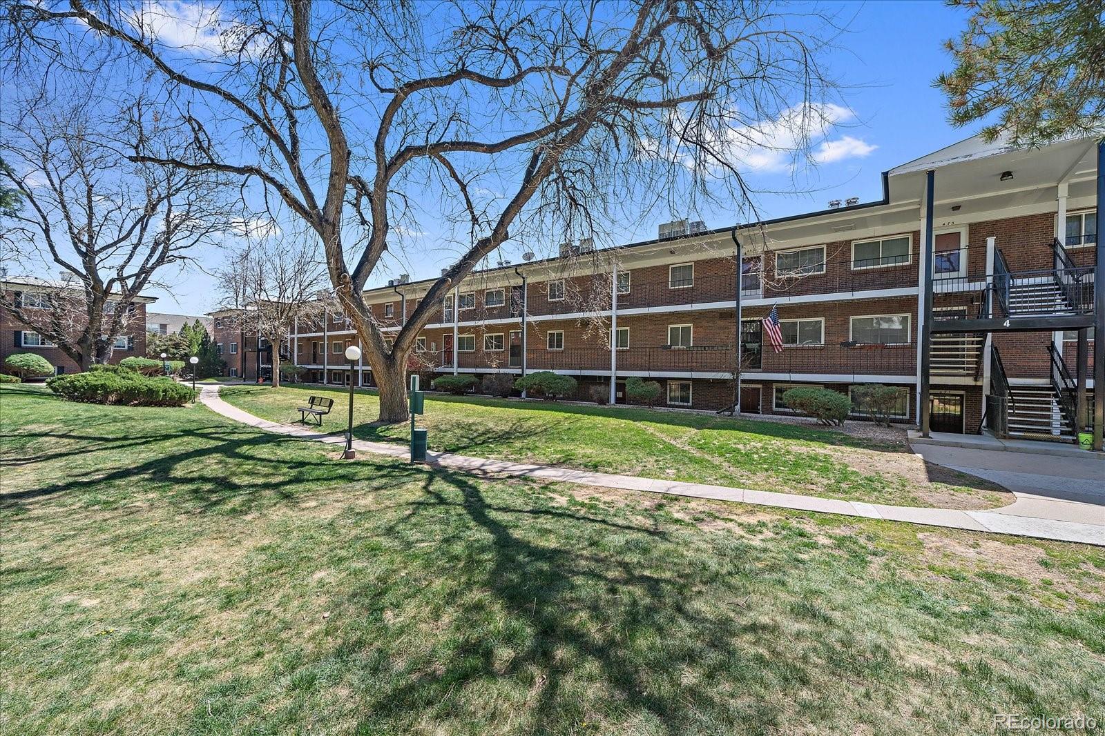 Virginia Vale Denver Condo / Townhome | MLS #: 33183786800 E Tennessee Avenue 452, Denver Beds: 1 Baths: 1 Price: $150,000