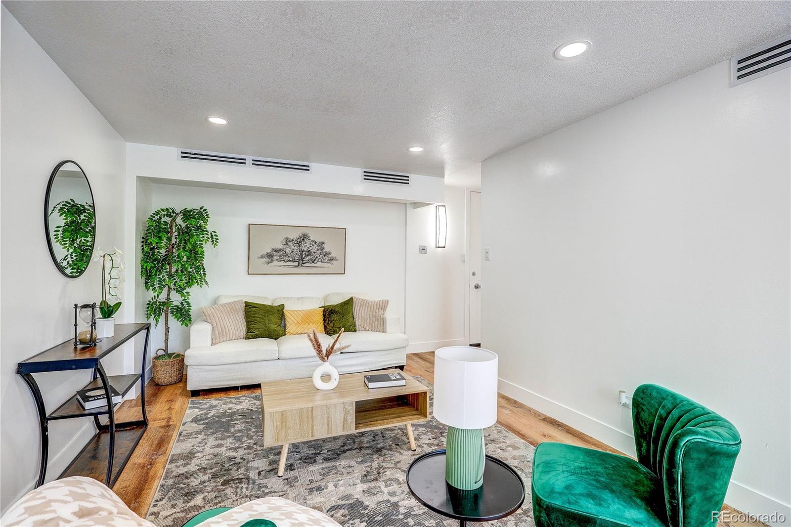 Cheesman Denver Condo / Townhome | MLS #: 24190041250 N Humboldt Street 202, Denver Beds: 1 Baths: 1 Price: $399,800