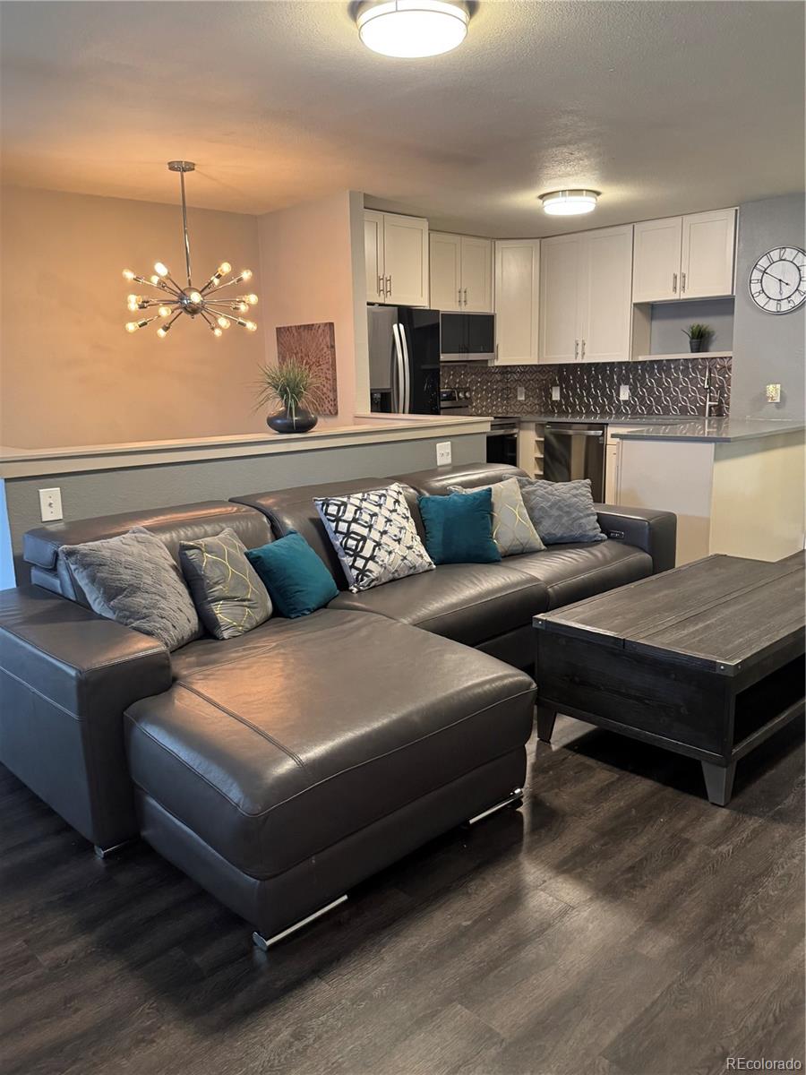 Cottonwood Cntryhouses Brighton Condo / Townhome | MLS #: 4216319222 S 22nd Avenue , Brighton Beds: 3 Baths: 2 Price: $374,999
