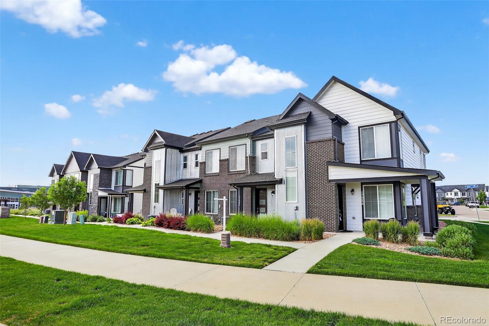 Candelas Arvada Condo / Townhome | MLS #: 949395419629 W 93rd Drive C, Arvada Beds: 2 Baths: 3 Price: $415,000
