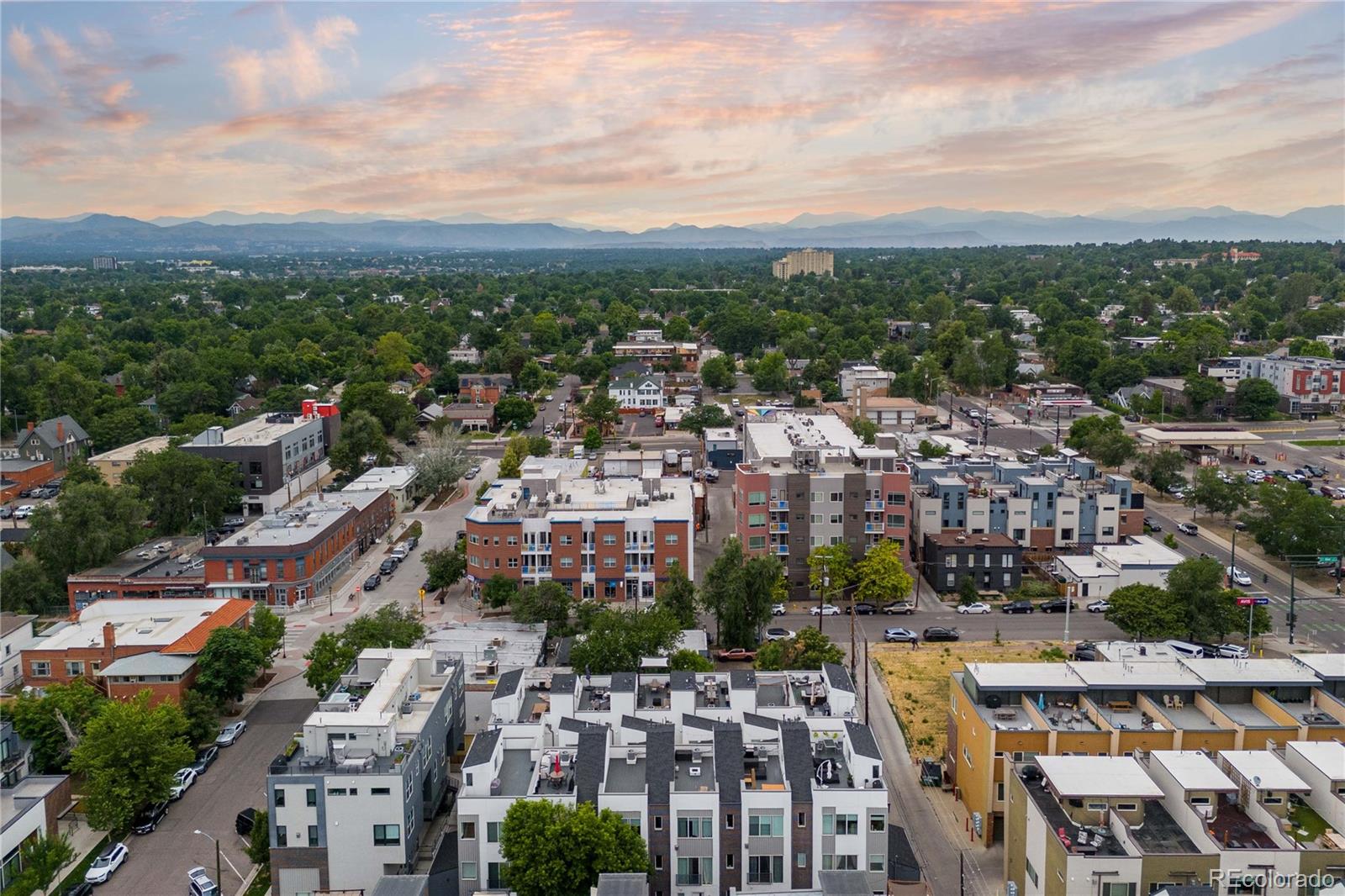 Jefferson Park Denver Condo / Townhome | MLS #: 81453002831 W 25th Avenue 3, Denver Beds: 2 Baths: 4 Price: $685,000