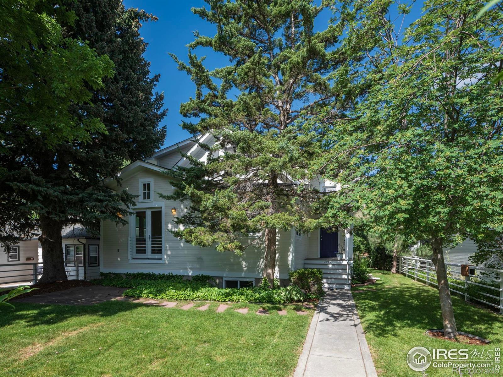 2949  10th Street, boulder MLS: 4567891037501 Beds: 4 Baths: 3 Price: $2,200,000