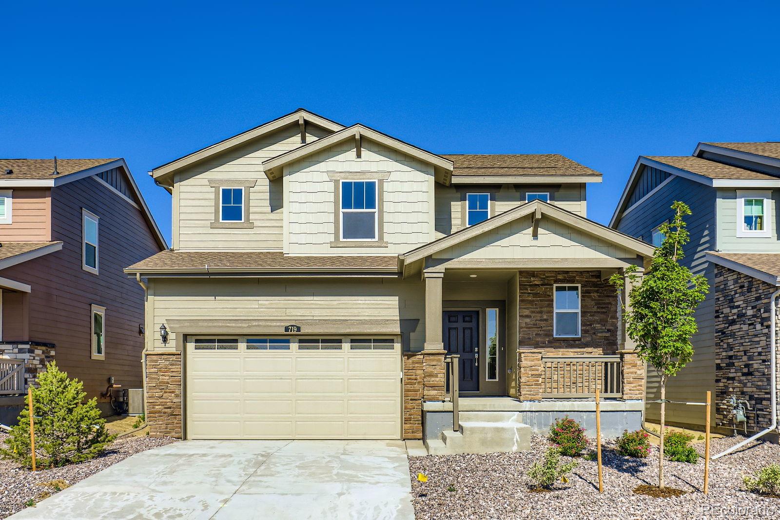 719 N Deer Park, watkins MLS: 3854366 Beds: 3 Baths: 3 Price: $498,300