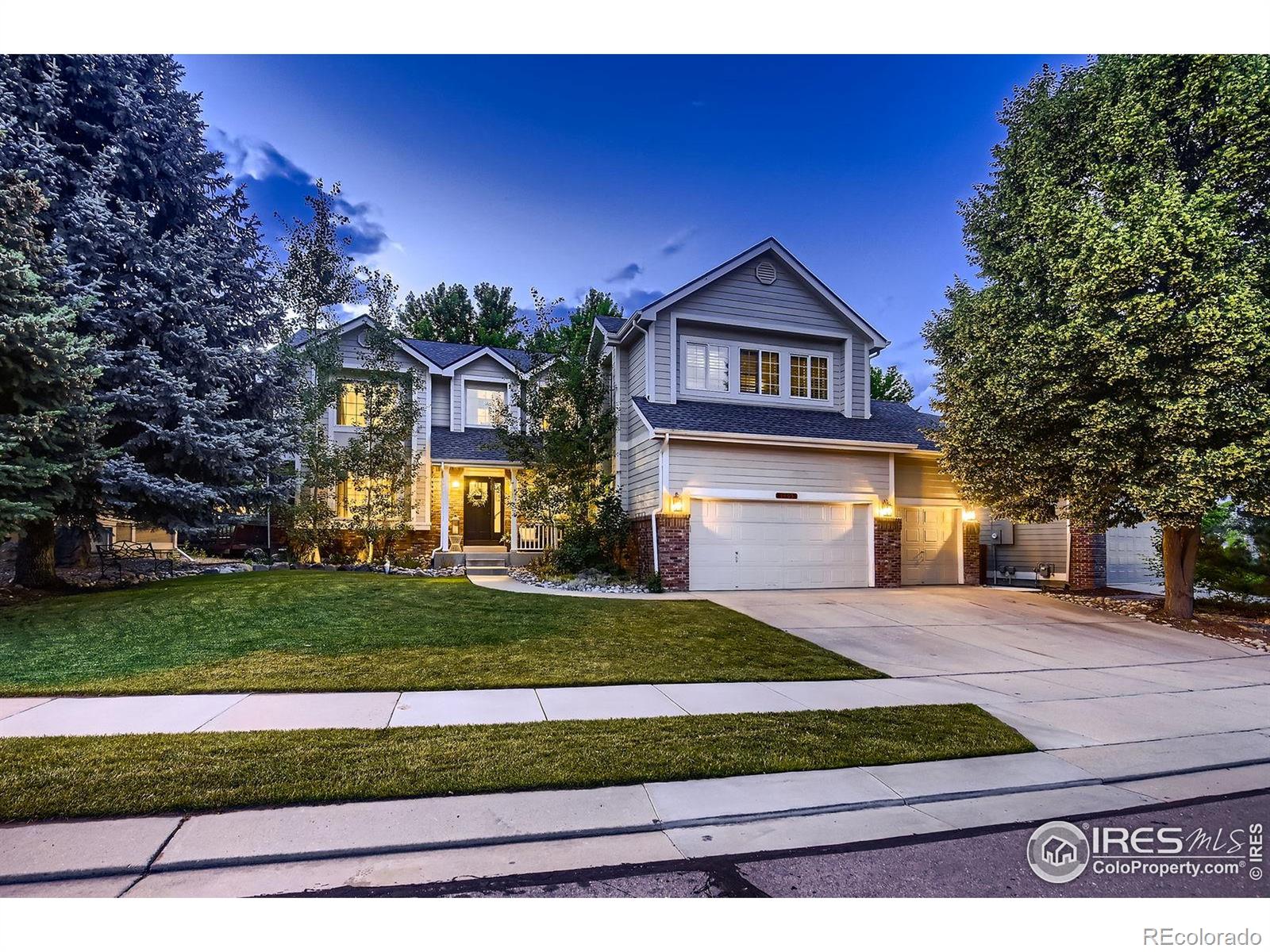 1405  Clover Creek Drive, longmont MLS: 4567891037568 Beds: 6 Baths: 4 Price: $950,000