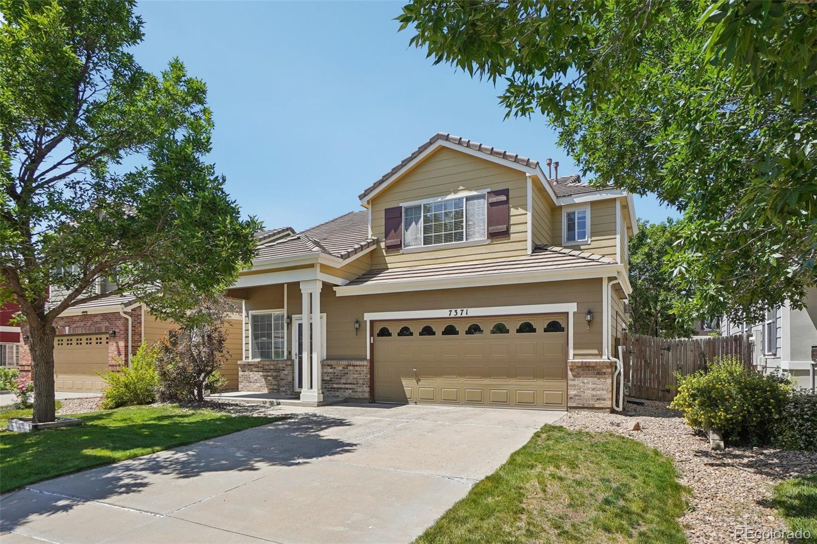 Creekview At River Run Aurora Home | MLS #: 26912657371 S Mobile Street, Aurora Beds: 3 Baths: 3 Price: $525,000