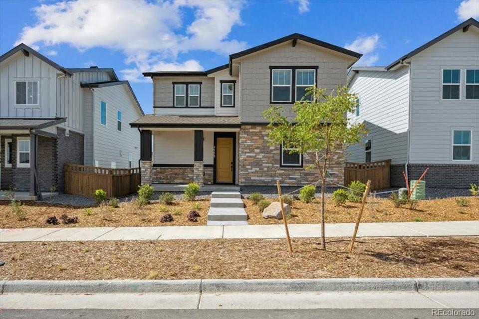 Windler Aurora Home | MLS #: 40331654739 N Valdai Court, Aurora Beds: 3 Baths: 3 Price: $524,990