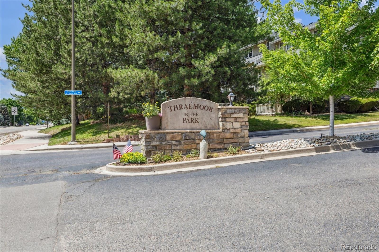 Thraemoor Lakewood Home | MLS #: 23898556781 W Yale Avenue, Lakewood Beds: 3 Baths: 3 Price: $559,900
