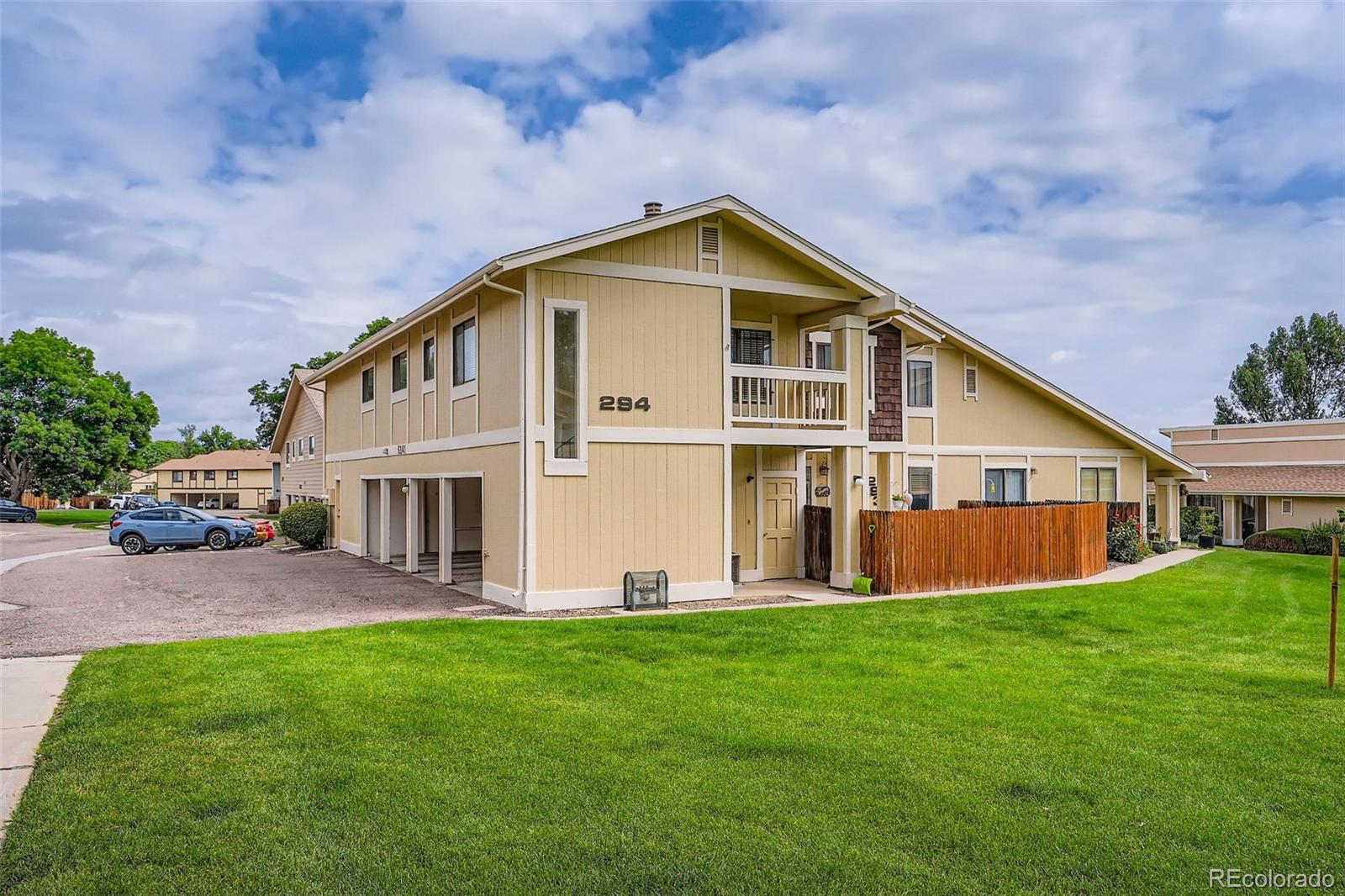Arbor Green Arvada Condo / Townhome | MLS #: 91125196941 W 87th Way 294, Arvada Beds: 3 Baths: 2 Price: $310,000