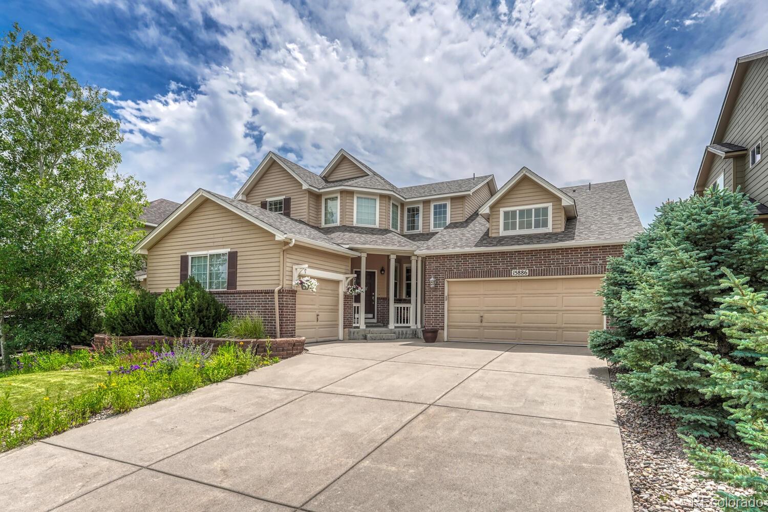 Horse Creek Parker Home | MLS #: 237807515886 E Stargazer Lane, Parker Beds: 5 Baths: 4 Price: $715,000