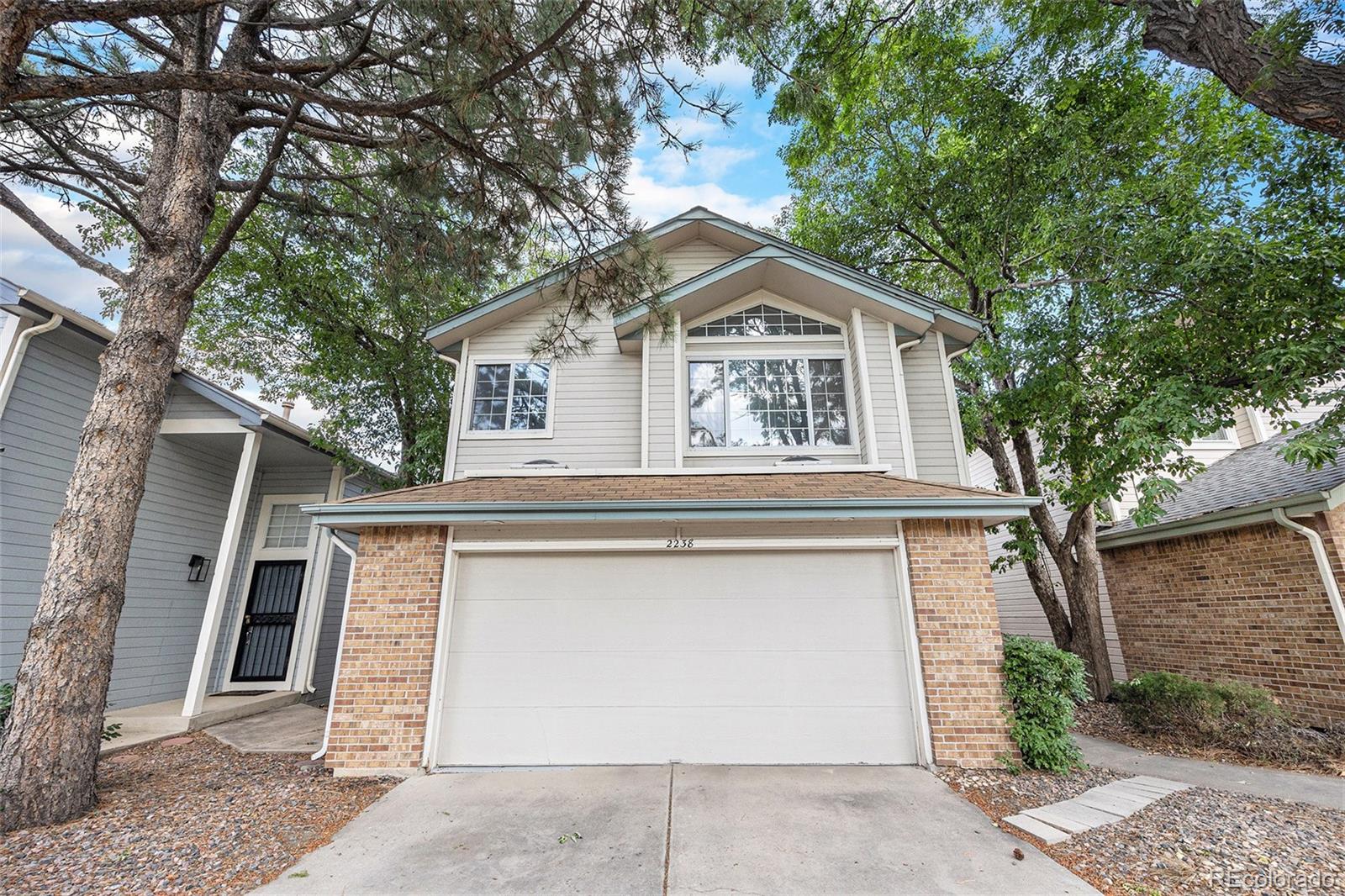Chelsea Hills Aurora Home | MLS #: 19437332238 S Nile Court, Aurora Beds: 3 Baths: 4 Price: $435,000