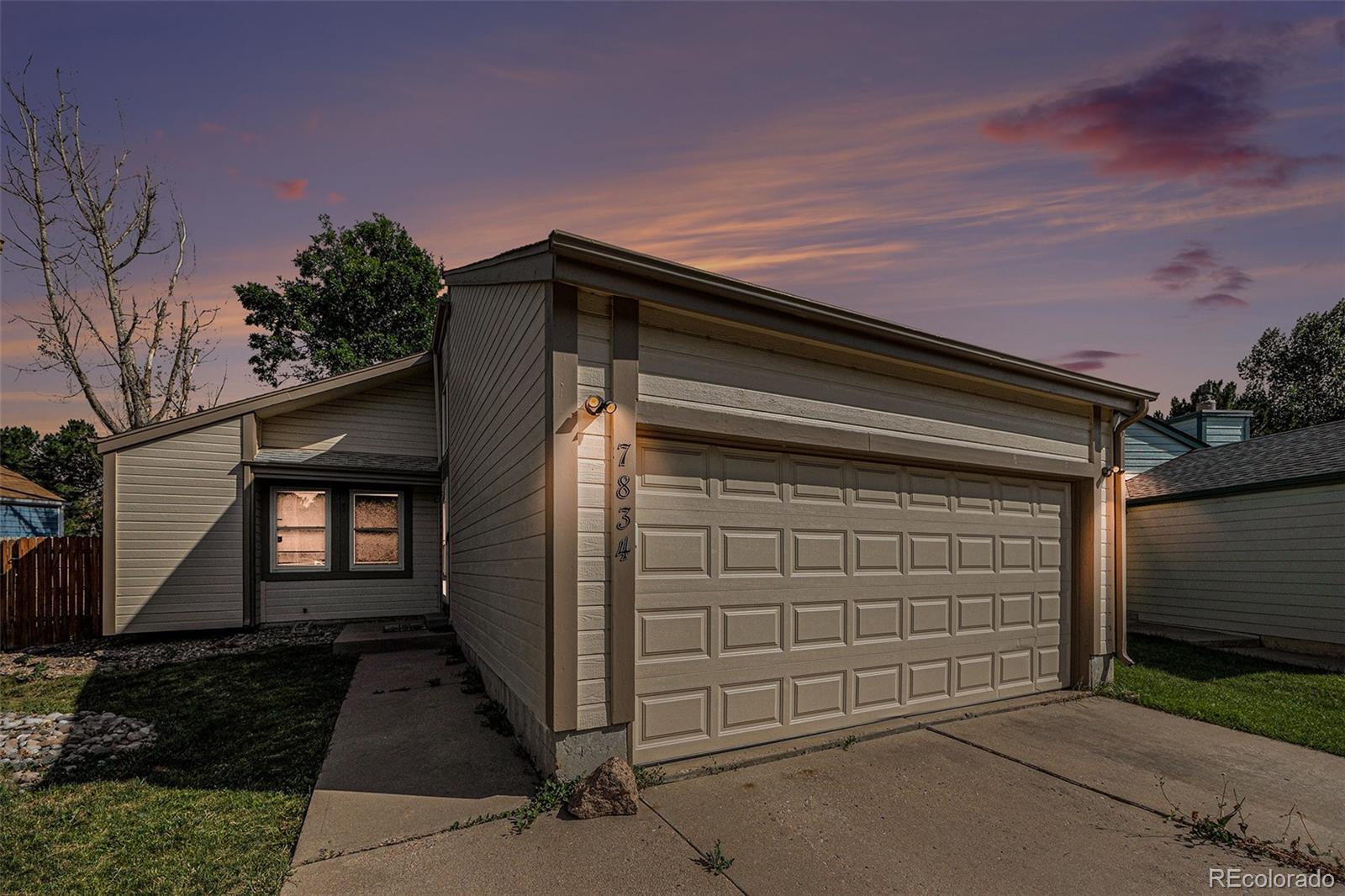 Southbridge Littleton Home | MLS #: 82452657834 S Windermere Circle, Littleton Beds: 5 Baths: 3 Price: $546,000