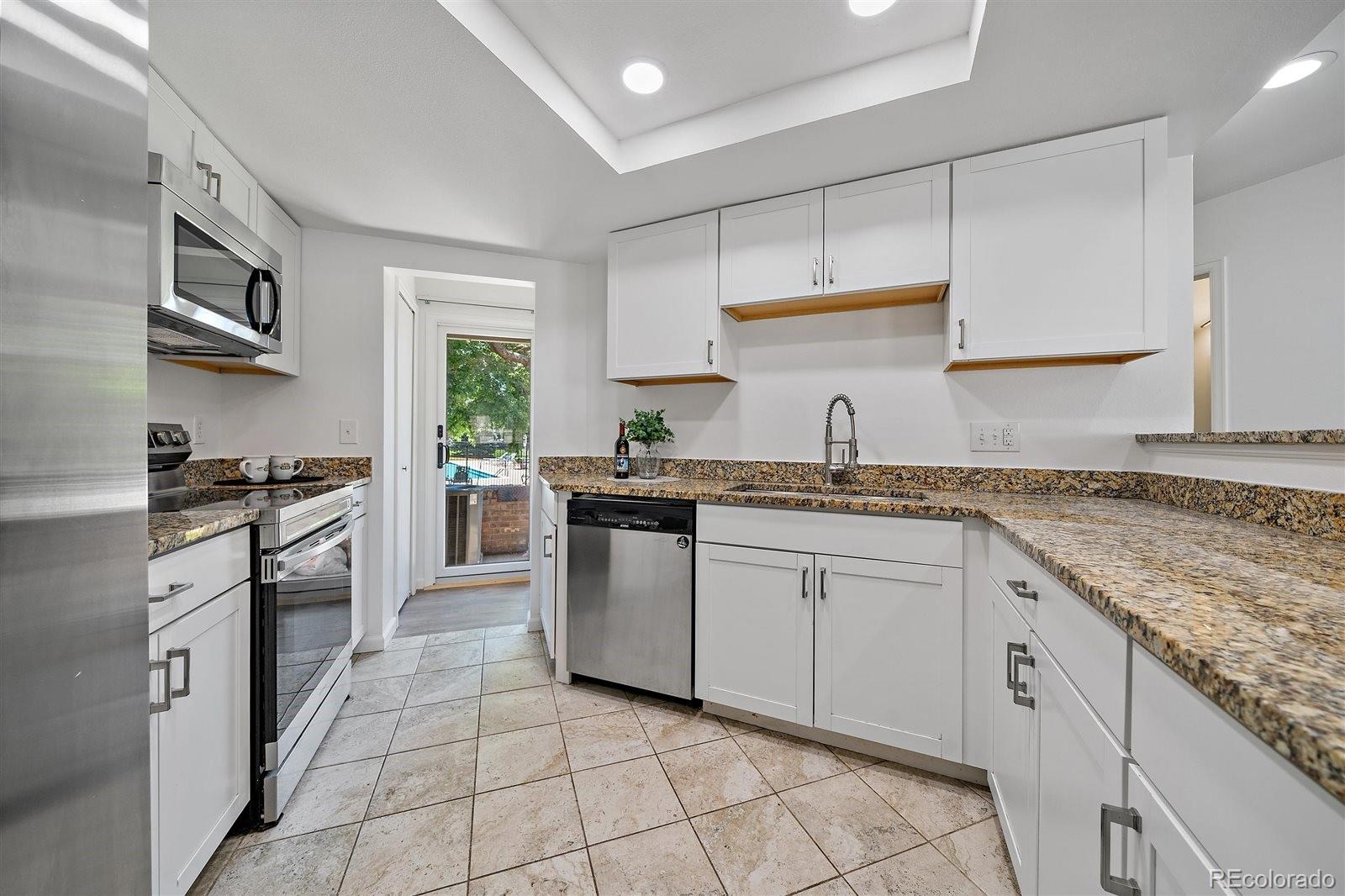4246 s granby street, Aurora sold home. Closed on 2025-09-24 for $309,000.
