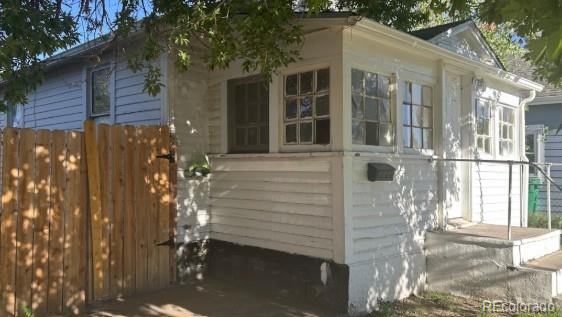 1368  joliet street, Aurora sold home. Closed on 2025-05-30 for $244,900.