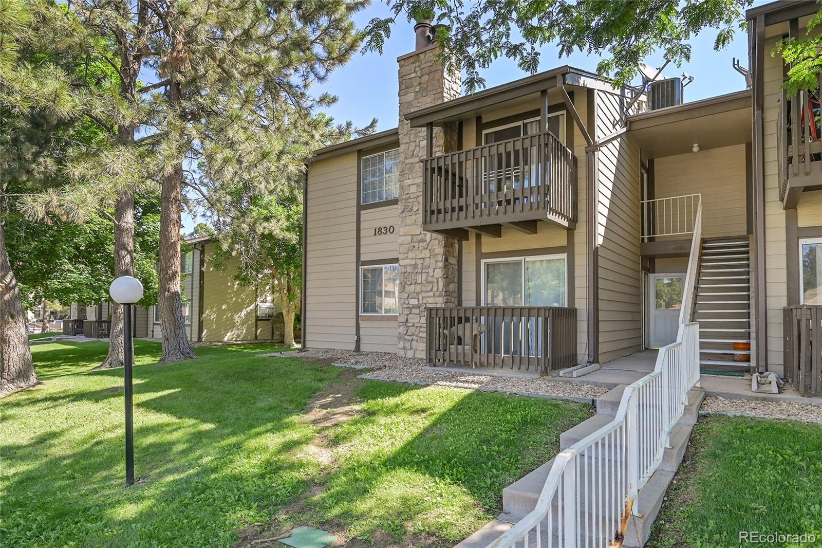 1830 s pitkin circle, Aurora sold home. Closed on 2025-07-28 for $120,000.