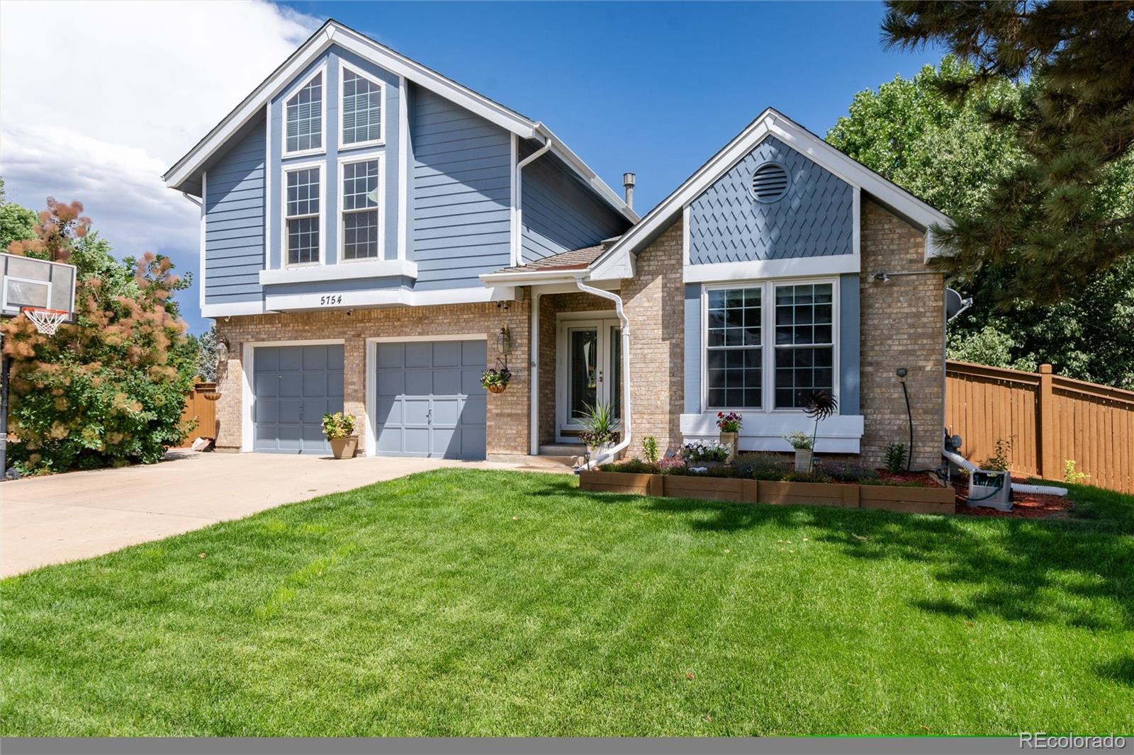 Piney Creek Centennial Home | MLS #: 74056055754 S Olathe Street, Centennial Beds: 4 Baths: 3 Price: $675,000