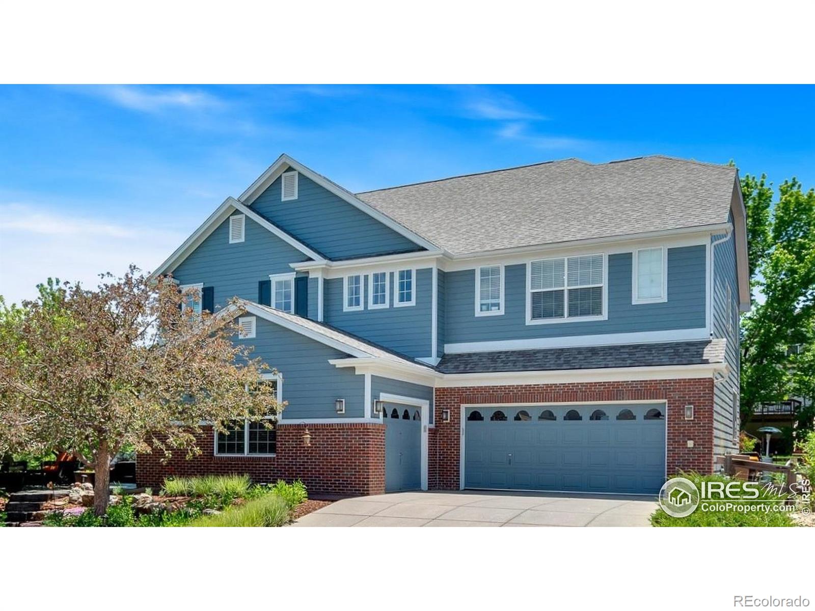 Villages Of Parker Parker Home | MLS #: 456789103810523570 E Holly Hills Way, Parker Beds: 5 Baths: 5 Price: $739,000