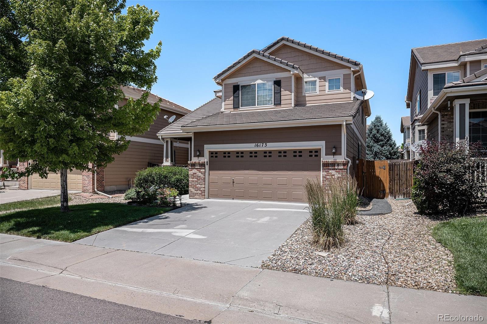 Creekview At River Run Aurora Home | MLS #: 273759916173 E Hinsdale Avenue, Aurora Beds: 5 Baths: 3 Price: $599,900