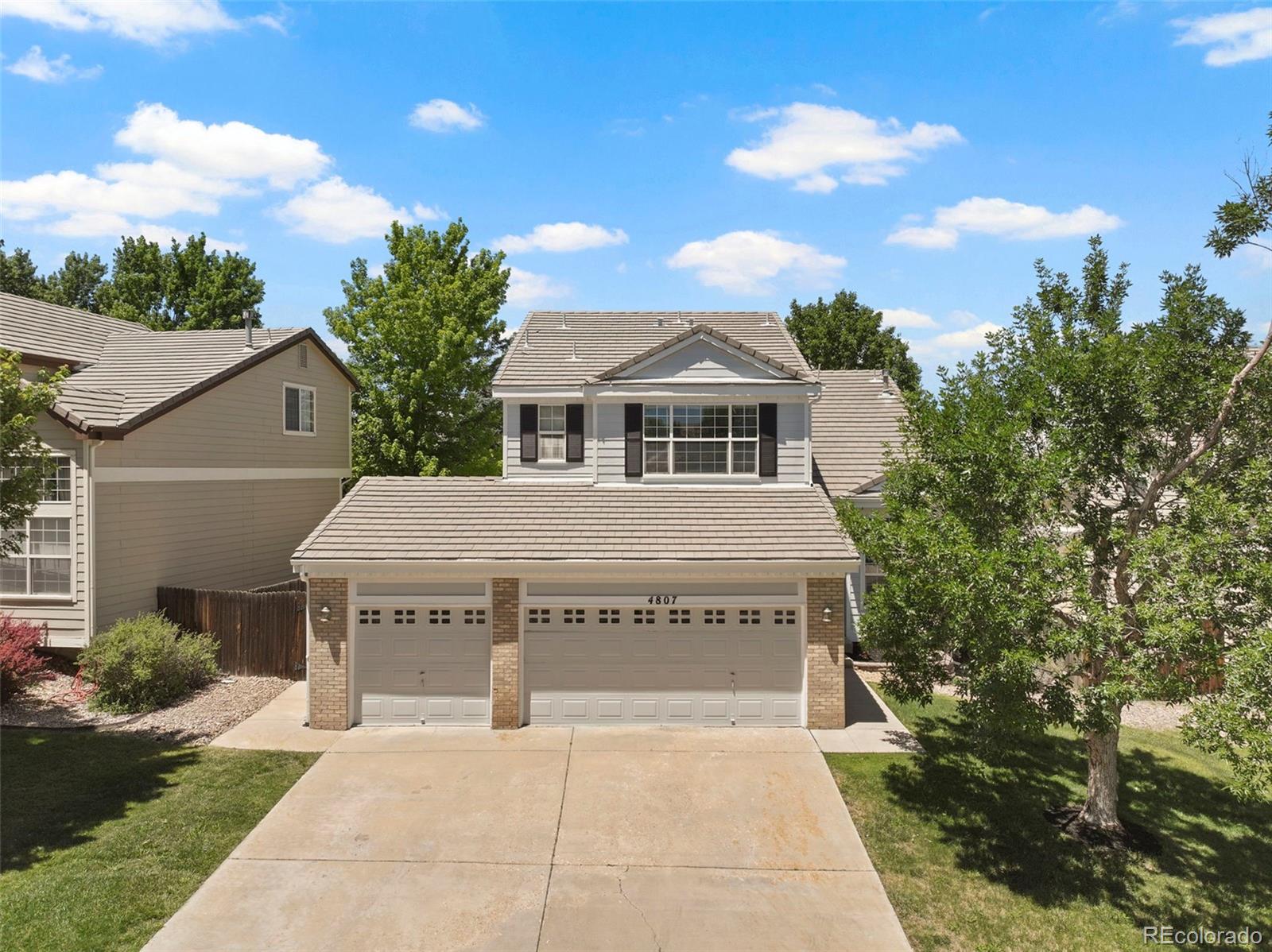 Willow Trace Aurora Home | MLS #: 16123824807 S Killarney Court, Aurora Beds: 5 Baths: 3 Price: $599,000