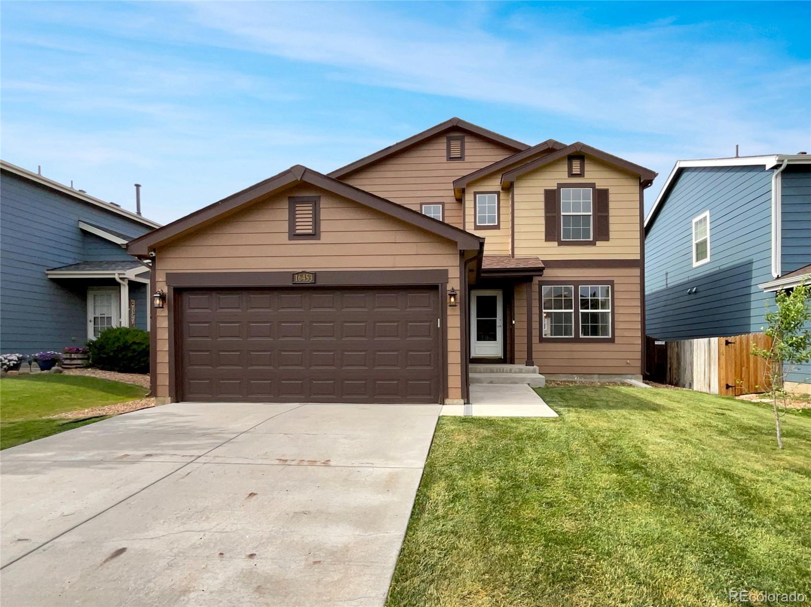 Southcreek Englewood Home | MLS #: 668338616453 E Phillips Drive, Englewood Beds: 3 Baths: 3 Price: $550,000