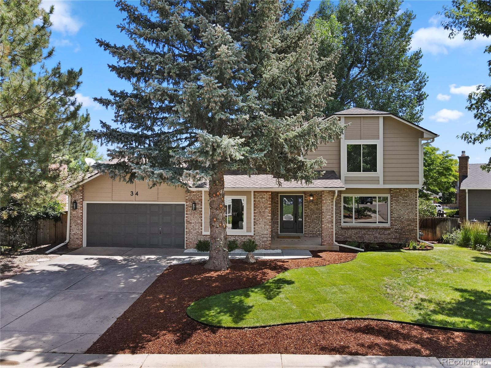 Ken Caryl Ranch Littleton Home | MLS #: 581682134  Honey Locust , Littleton Beds: 4 Baths: 4 Price: $1,095,000
