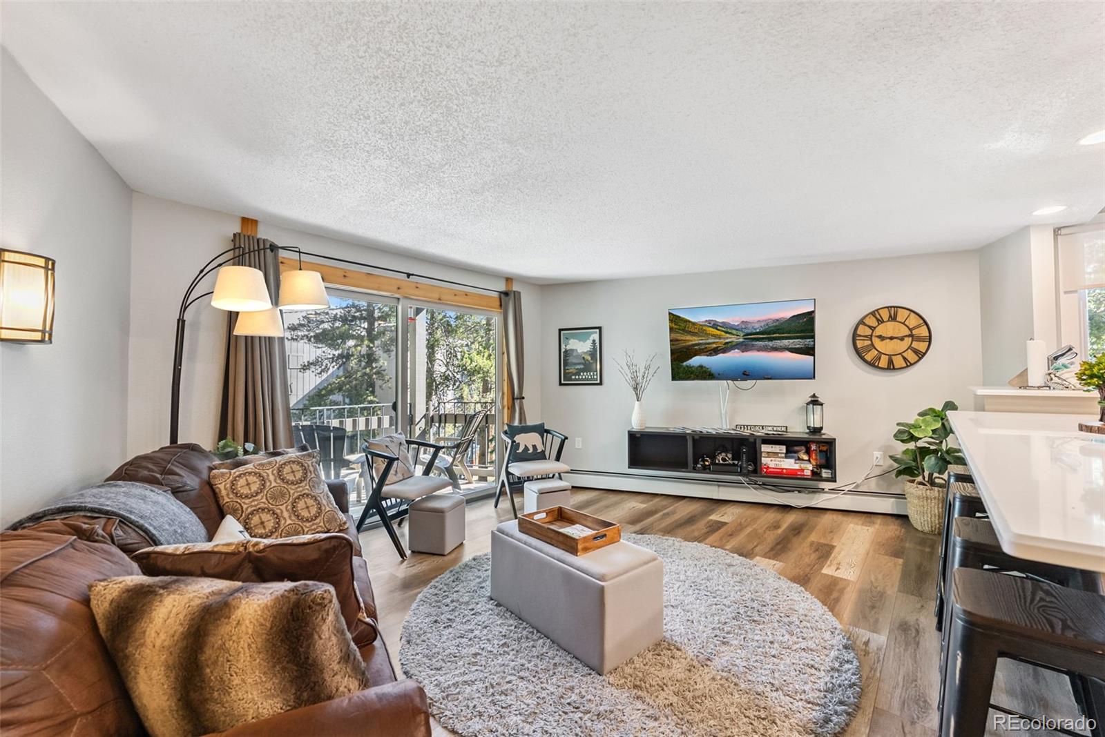  Breckenridge Condo / Townhome | MLS #: 41503501105  Ski Hill Road 70, Breckenridge Beds: 2 Baths: 2 Price: $685,000