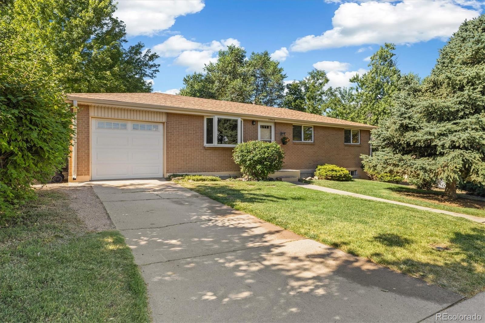 15940 w 3rd place, Golden sold home. Closed on 2025-08-22 for $585,000.