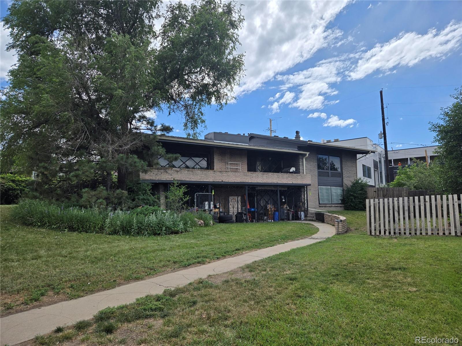 1641  zenobia street, Denver sold home. Closed on 2025-12-16 for $805,000.