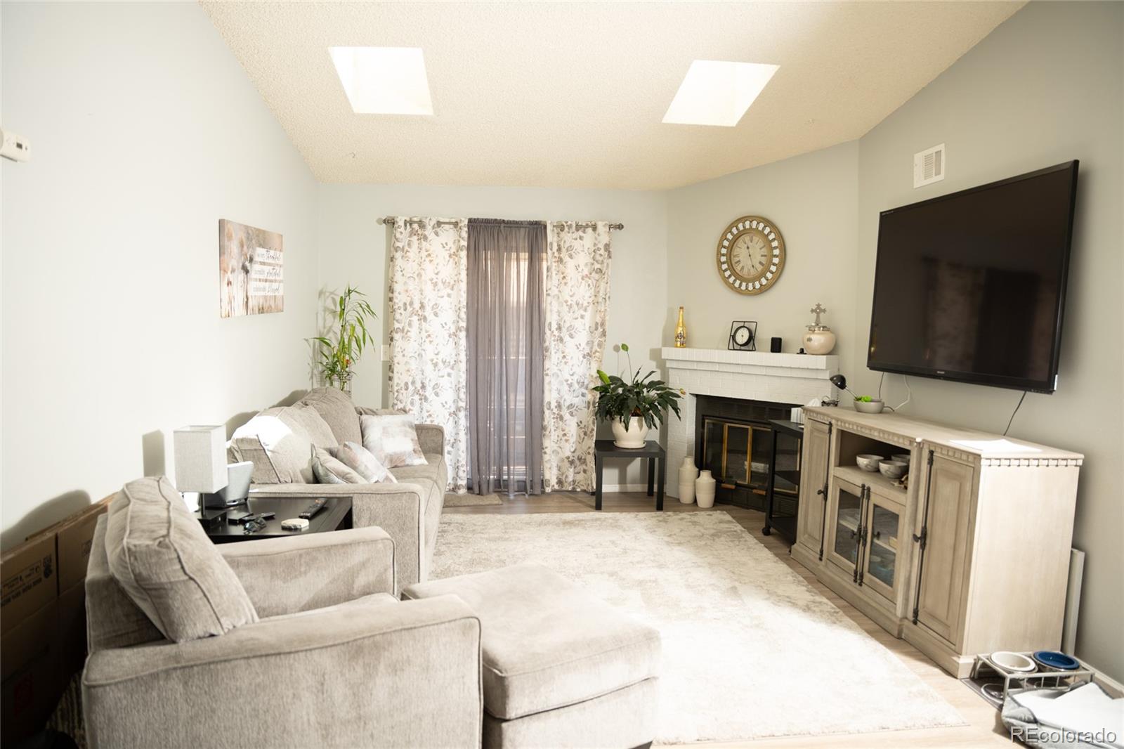 La Mirada Denver Condo / Townhome | MLS #: 37826461358 S Irving Street A9, Denver Beds: 2 Baths: 1 Price: $141,800