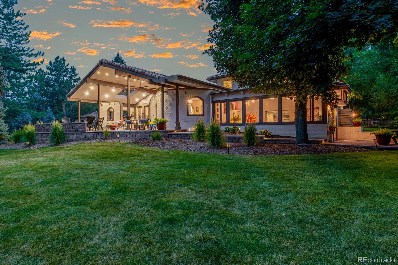  Greenwood Village Home | MLS #: 29663373 E Belleview Court, Greenwood Village Beds: 4 Baths: 5 Price: $2,375,000