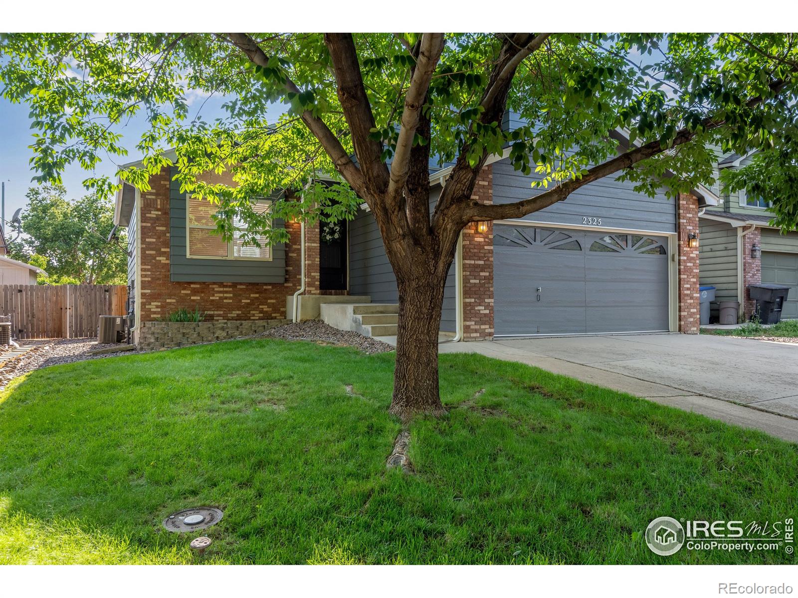 Meadowlark Longmont Home | MLS #: 45678910383762325  Steele Street, Longmont Beds: 4 Baths: 4 Price: $540,000