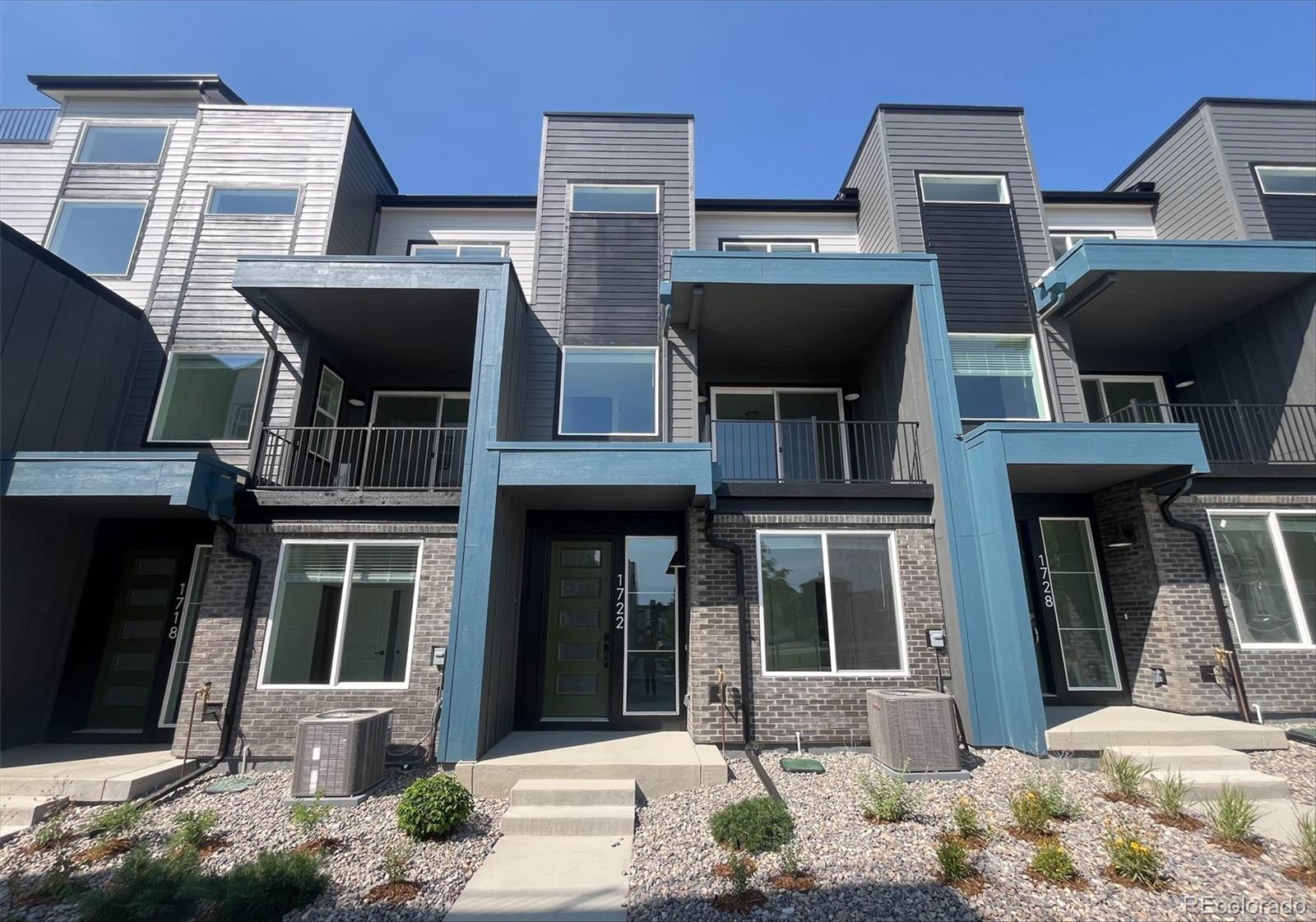  Broomfield Condo / Townhome | MLS #: 41840831722  Peak Loop , Broomfield Beds: 3 Baths: 4 Price: $499,990