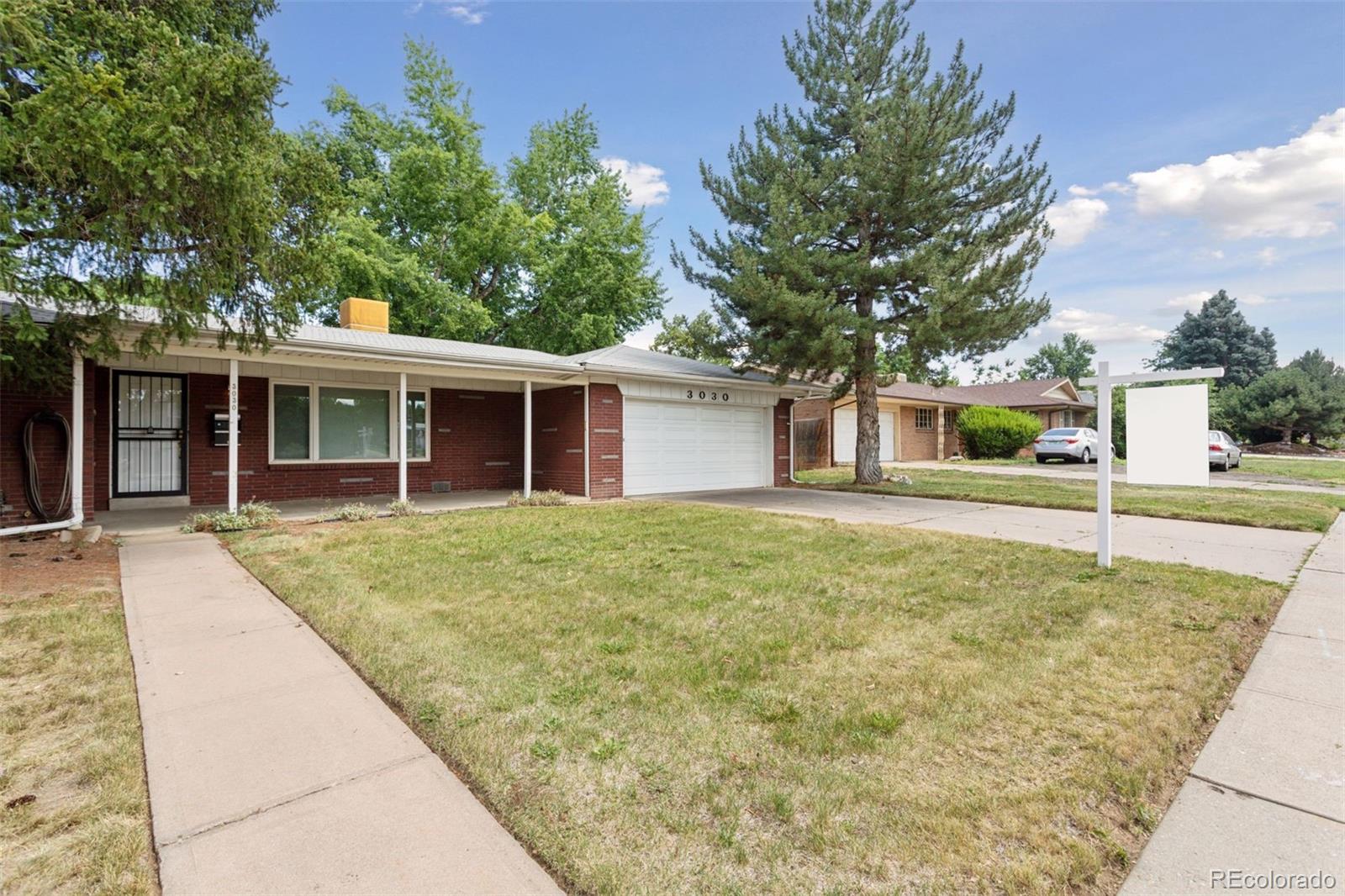 Southern Hills Denver Home | MLS #: 34692843030 S University Boulevard, Denver Beds: 3 Baths: 2 Price: $565,000