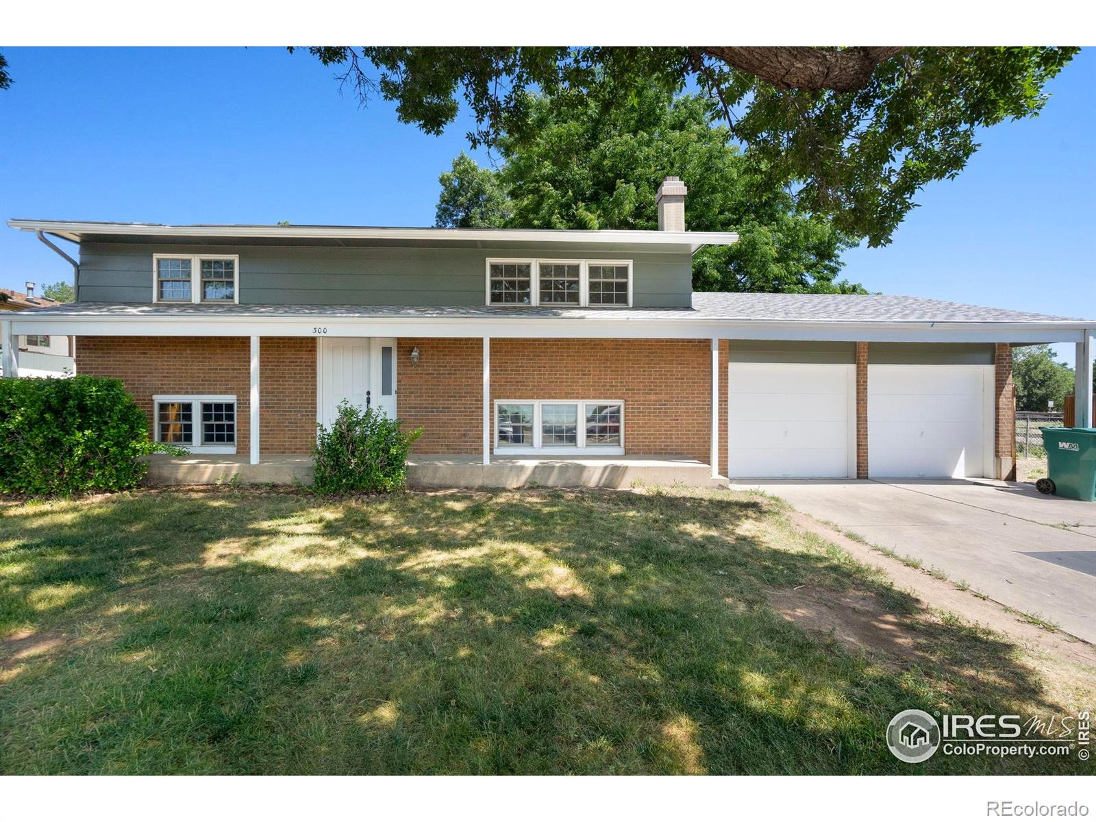 Meadowlark Heights Fort Collins Home | MLS #: 4567891038444300 W Swallow Road, Fort Collins Beds: 4 Baths: 2 Price: $490,000